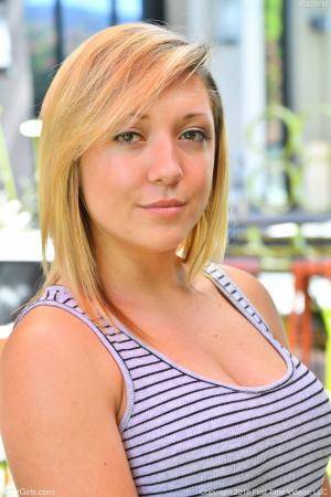 Original 852 px/ 1280 px