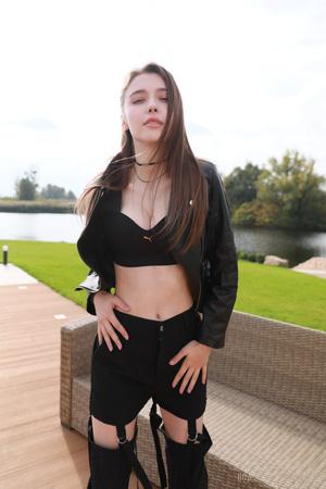 Original 2400 px/ 3600 px