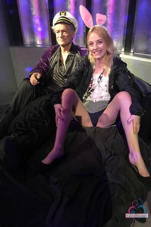 Original 2000 px/ 3000 px