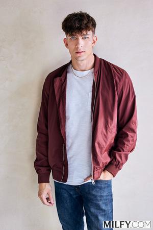 Original 2000 px/ 3000 px