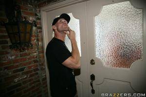 Original 900 px/ 600 px