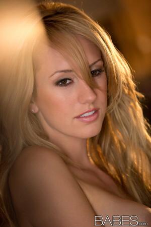 Original 832 px/ 1247 px