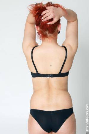 Original 854 px/ 1280 px