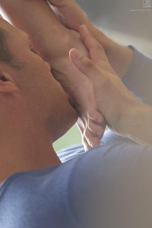 Original 853 px/ 1280 px