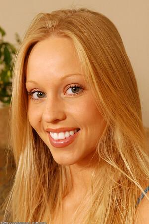 #ATKArchives Brea Bennett (Bre025) Set 115091