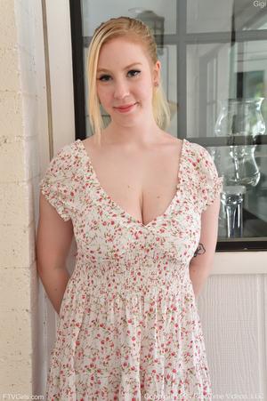 Original 3280 px/ 4928 px