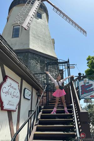 Original 2000 px/ 3000 px