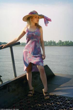 Original 1021 px/ 1536 px