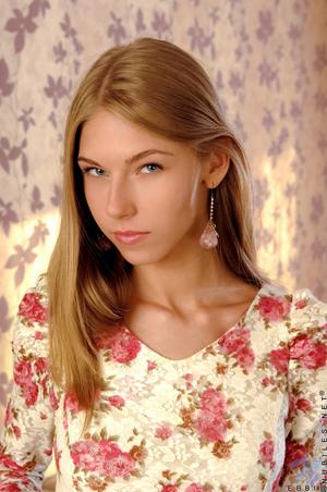 Original 1600 px/ 2409 px