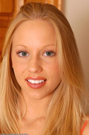 #ATKArchives Brea Bennett (Bre025) Set 114727