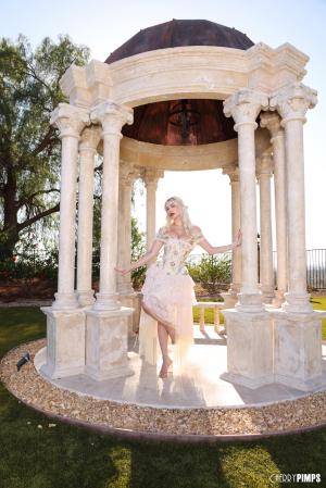 Original 5464 px/ 8192 px