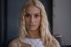 Original 2160 px/ 1441 px