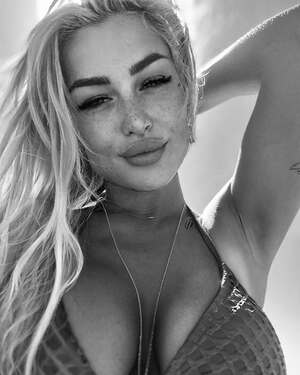 Original 640 px/ 800 px