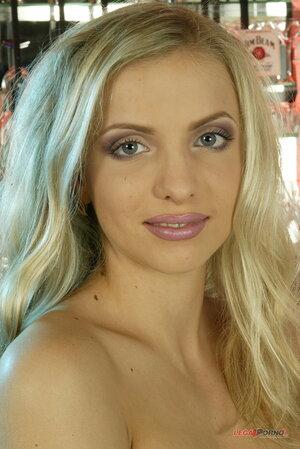 Original 1284 px/ 1920 px