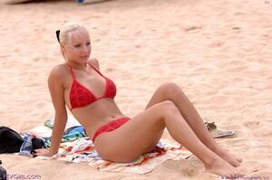 Original 1072 px/ 712 px