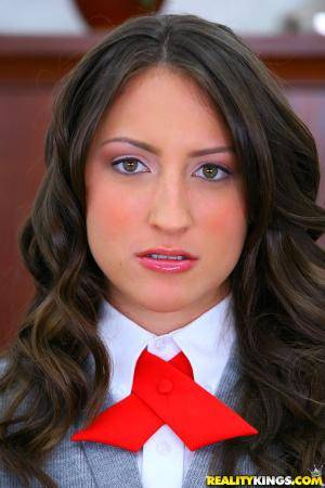 Original 2560 px/ 3840 px