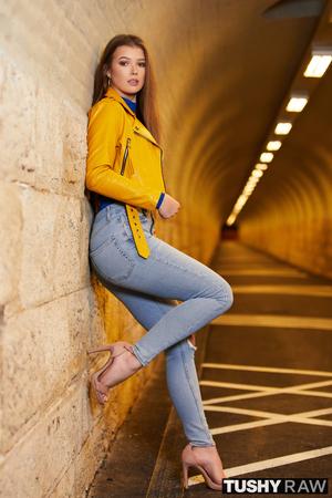 Original 2000 px/ 3000 px