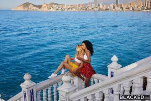 Original 3000 px/ 2000 px