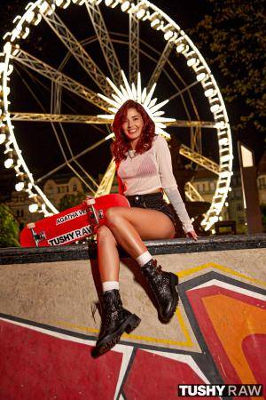 Original 2000 px/ 3000 px