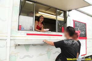 Original 1903 px/ 1269 px