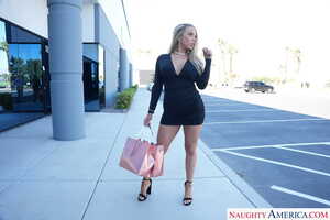 Original 2500 px/ 1670 px