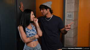 Original 2500 px/ 1406 px