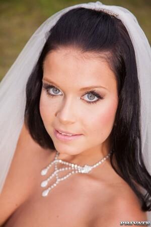 Original 1067 px/ 1600 px