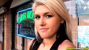 Original 3840 px/ 2160 px