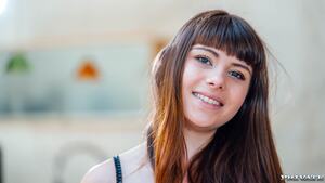 Original 1600 px/ 900 px