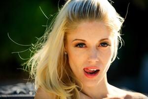 Original 1920 px/ 1280 px