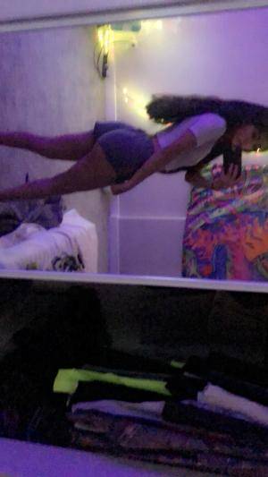 Original 1242 px/ 2208 px