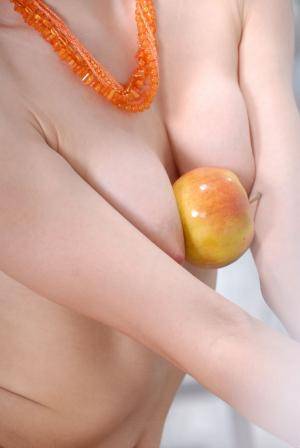 Original 857 px/ 1280 px