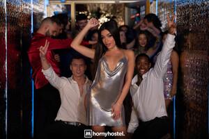 Original 3233 px/ 2160 px