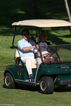 Original 853 px/ 1280 px