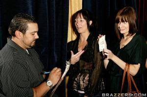 Original 900 px/ 599 px