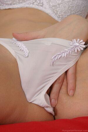 Original 683 px/ 1024 px