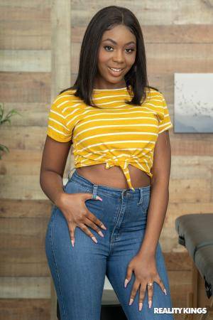 Original 2000 px/ 3000 px