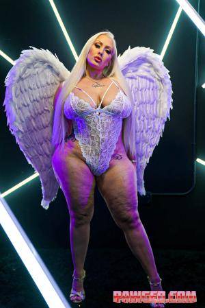 Original 1067 px/ 1600 px