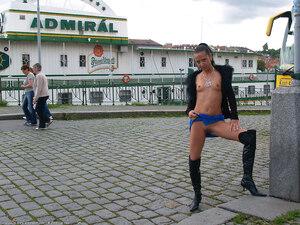 Original 1024 px/ 768 px