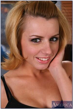 Original 537 px/ 800 px