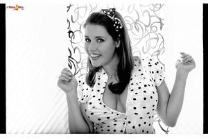 Original 1600 px/ 1059 px