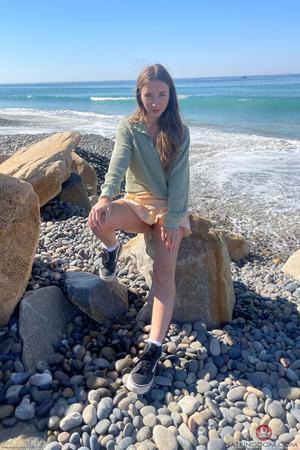 Original 2000 px/ 3000 px