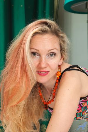 Original 1600 px/ 2400 px