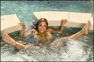 Original 850 px/ 566 px