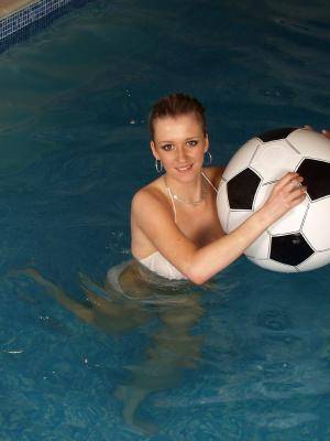 Original 768 px/ 1024 px