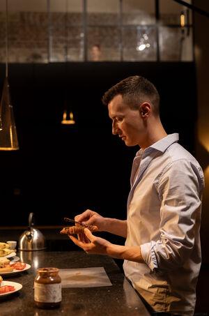 Original 3840 px/ 5792 px