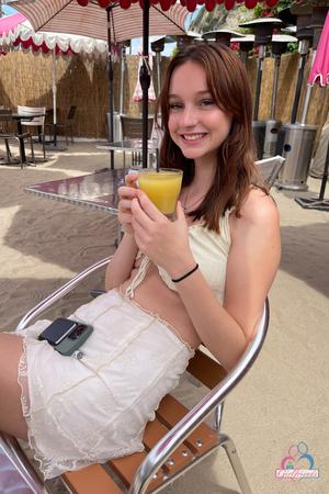 Original 2000 px/ 3000 px