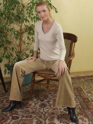 #HungarianHoneys Brenda Logan