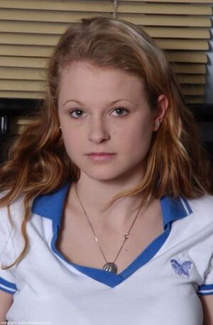 Original 787 px/ 1200 px