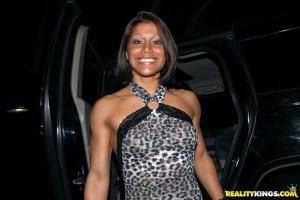 Original 900 px/ 602 px